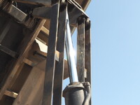 三菱ふそうスーパーグレートダンプ大型（10t）[写真12]