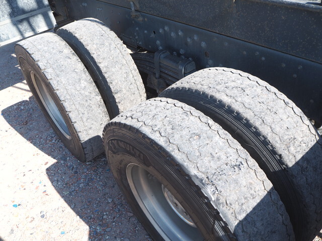 三菱ふそうスーパーグレートダンプ大型（10t）[写真14]