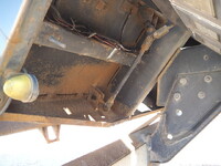 三菱ふそうスーパーグレートダンプ大型（10t）[写真21]