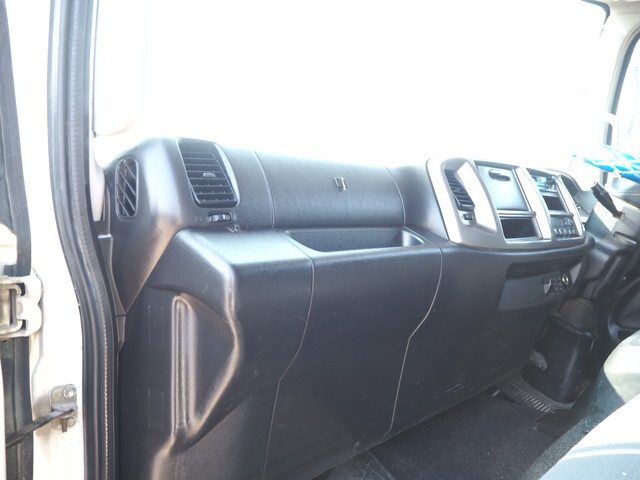 日野レンジャークレーン4段中型（4t）[写真33]