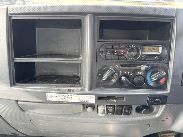 いすゞフォワードダンプ中型（4t）[写真10]