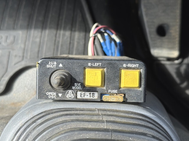 いすゞフォワードダンプ中型（4t）[写真11]