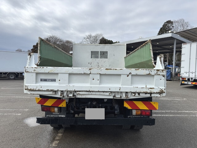 いすゞフォワードダンプ中型（4t）[写真15]