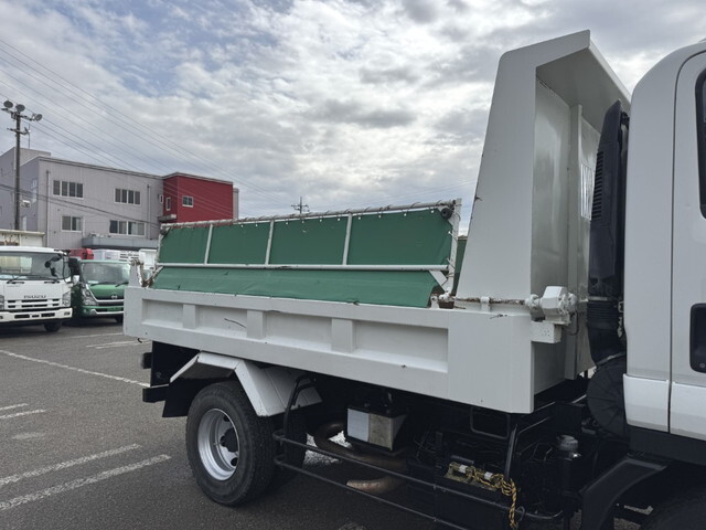 いすゞフォワードダンプ中型（4t）[写真16]