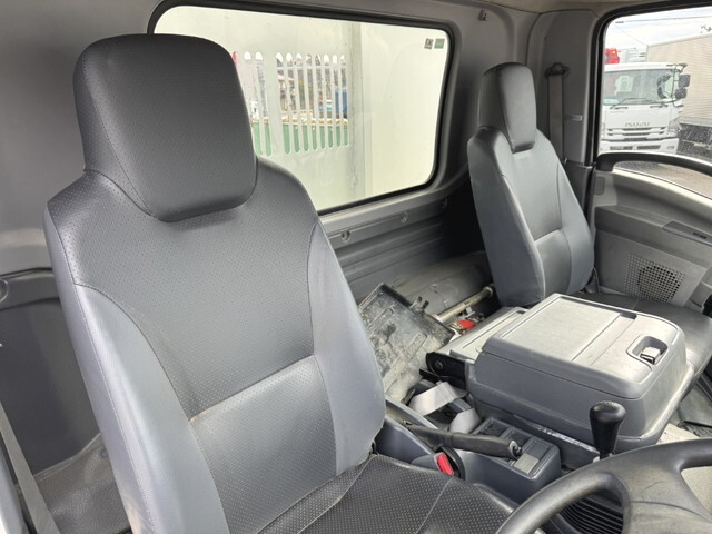 いすゞフォワードダンプ中型（4t）[写真05]