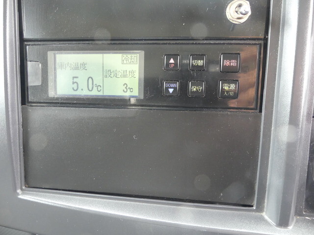 いすゞエルフ冷凍車（冷蔵車）小型（2t・3t）[写真15]