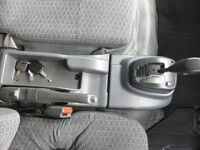 いすゞエルフ冷凍車（冷蔵車）小型（2t・3t）[写真17]