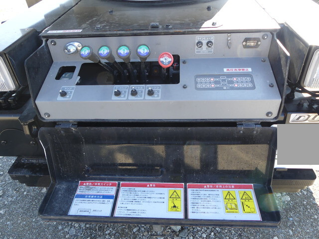 日野デュトロ高所作業車小型（2t・3t）[写真13]