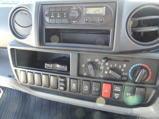 日野デュトロ高所作業車小型（2t・3t）[写真20]