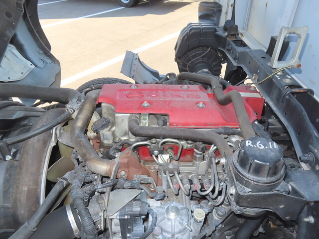 日野レンジャーアルミウイング中型（4t）[写真15]