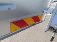 日野レンジャーアルミウイング中型（4t）[写真35]