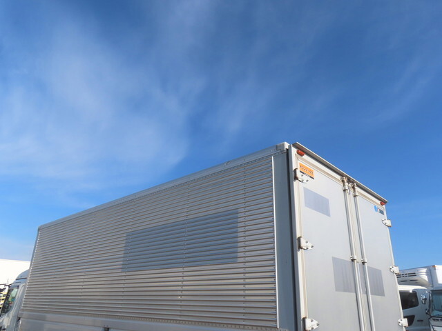 日野レンジャーアルミウイング中型（4t）[写真35]