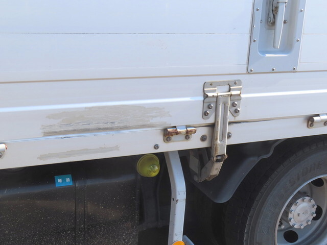 日野レンジャーアルミウイング中型（4t）[写真38]