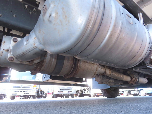 三菱ふそうファイターアルミウイング中型（4t）[写真12]