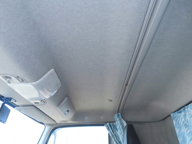 三菱ふそうファイターアルミウイング中型（4t）[写真22]