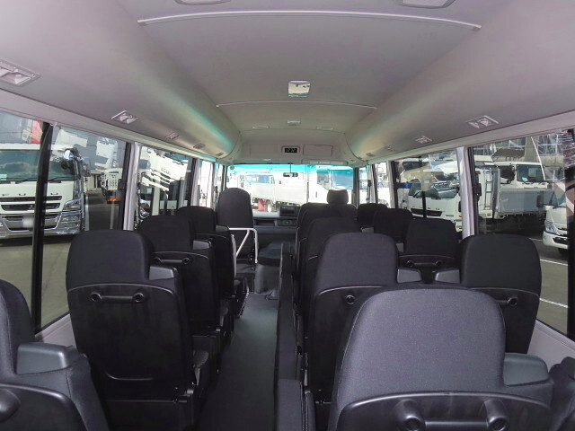 三菱ふそうローザマイクロバス[写真25]