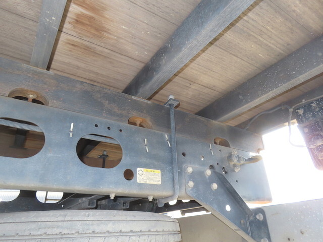 いすゞフォワードクレーン4段中型（4t）[写真10]