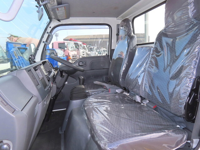 いすゞエルフ平ボディ小型（2t・3t）[写真20]