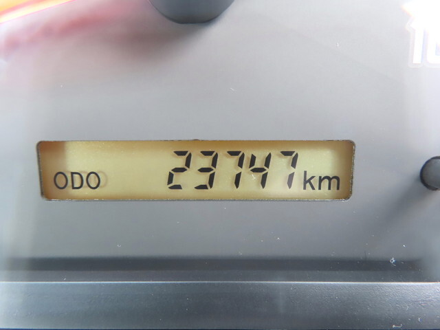 いすゞエルフ平ボディ小型（2t・3t）[写真30]