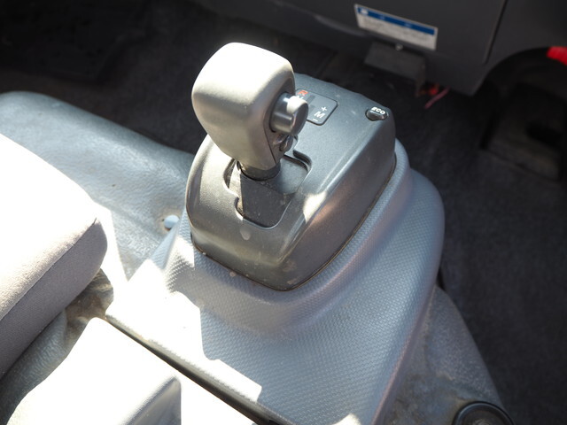 マツダタイタンクレーン3段小型（2t・3t）[写真36]