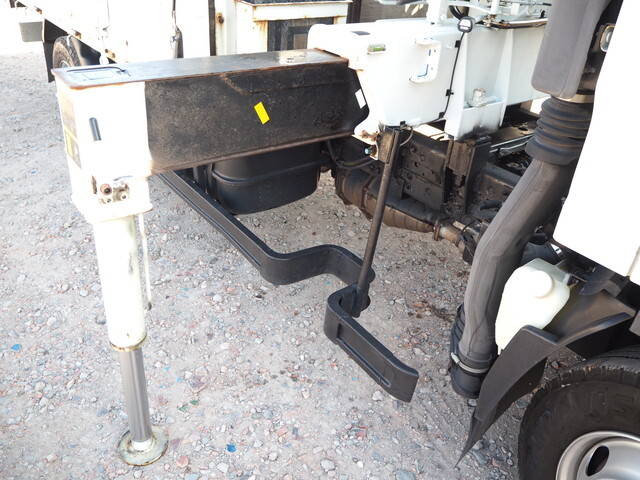 マツダタイタンクレーン3段小型（2t・3t）[写真08]