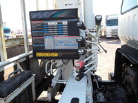 マツダタイタンクレーン3段小型（2t・3t）[写真10]