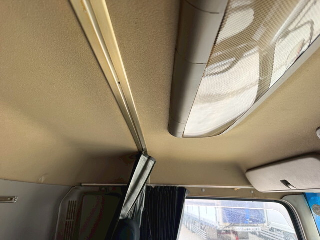 日野プロフィアアルミブロック大型（10t）[写真21]