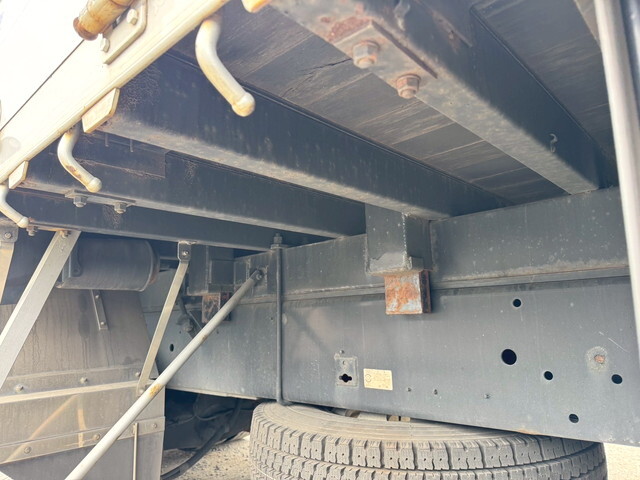 日野プロフィアアルミブロック大型（10t）[写真32]