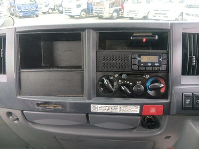 いすゞエルフダンプ小型（2t・3t）[写真24]