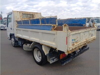 いすゞエルフダンプ小型（2t・3t）[写真05]