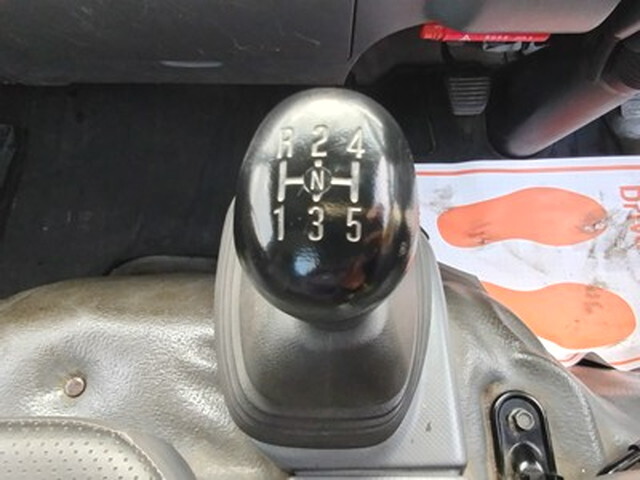 いすゞエルフ平ボディ小型（2t・3t）[写真23]