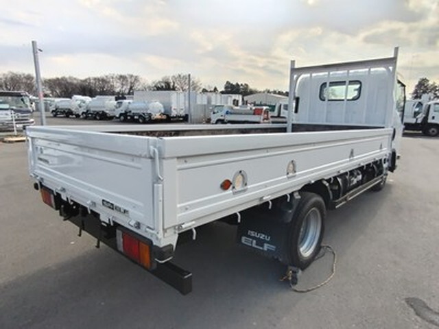 いすゞエルフ平ボディ小型（2t・3t）[写真04]