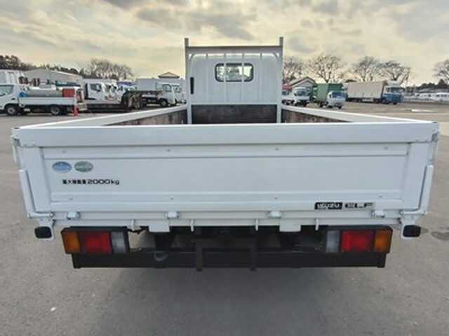 いすゞエルフ平ボディ小型（2t・3t）[写真05]