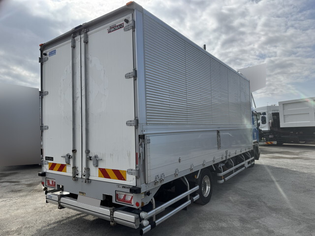 いすゞフォワードパネルウイング中型（4t）[写真04]