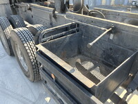 三菱ふそうスーパーグレートダンプ大型（10t）[写真20]