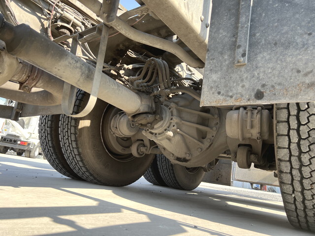 三菱ふそうスーパーグレートダンプ大型（10t）[写真22]