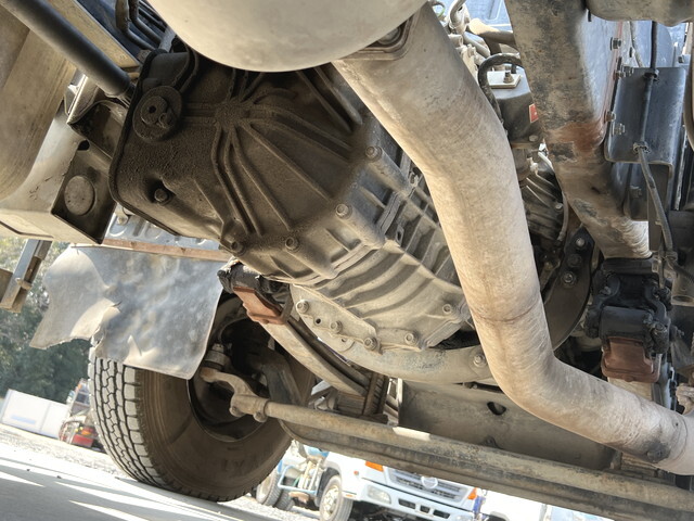 三菱ふそうスーパーグレートダンプ大型（10t）[写真31]