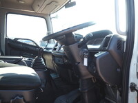 日野レンジャークレーン4段増トン（6t・8t）[写真38]