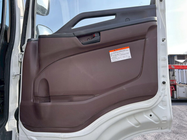 日野プロフィアアルミウイング大型（10t）[写真15]