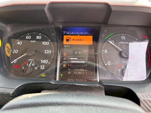 日野プロフィアアルミウイング大型（10t）[写真22]