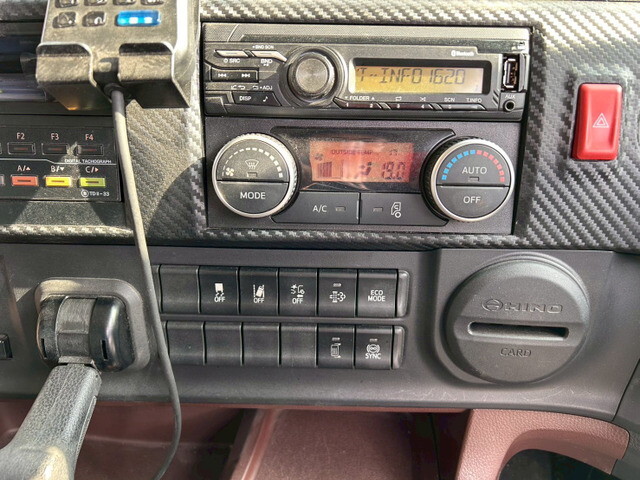 日野プロフィアアルミウイング大型（10t）[写真25]