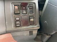 日野プロフィアアルミウイング大型（10t）[写真30]