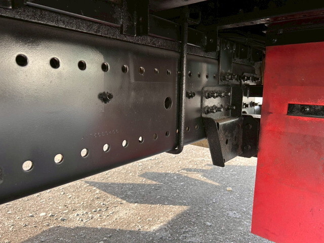 日野プロフィアアルミウイング大型（10t）[写真35]