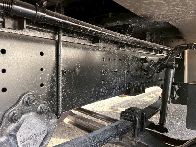 日野プロフィアアルミウイング大型（10t）[写真37]