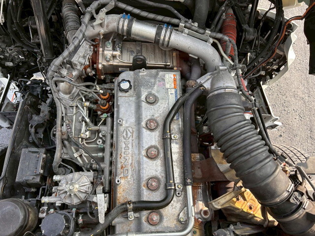 日野プロフィアアルミウイング大型（10t）[写真06]