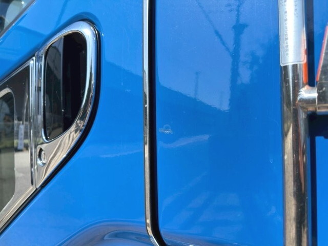 三菱ふそうファイタースクラップ運搬車増トン（6t・8t）[写真12]