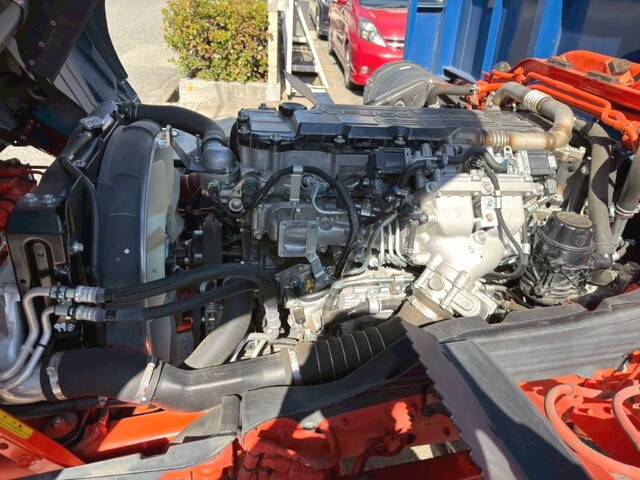 三菱ふそうファイタースクラップ運搬車増トン（6t・8t）[写真19]