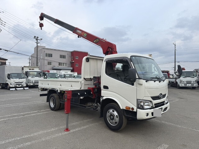 日野デュトロクレーン4段小型（2t・3t）[写真03]