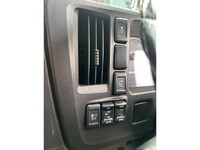 いすゞギガアルミウイング大型（10t）[写真23]