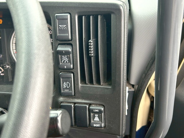 いすゞギガアルミウイング大型（10t）[写真26]